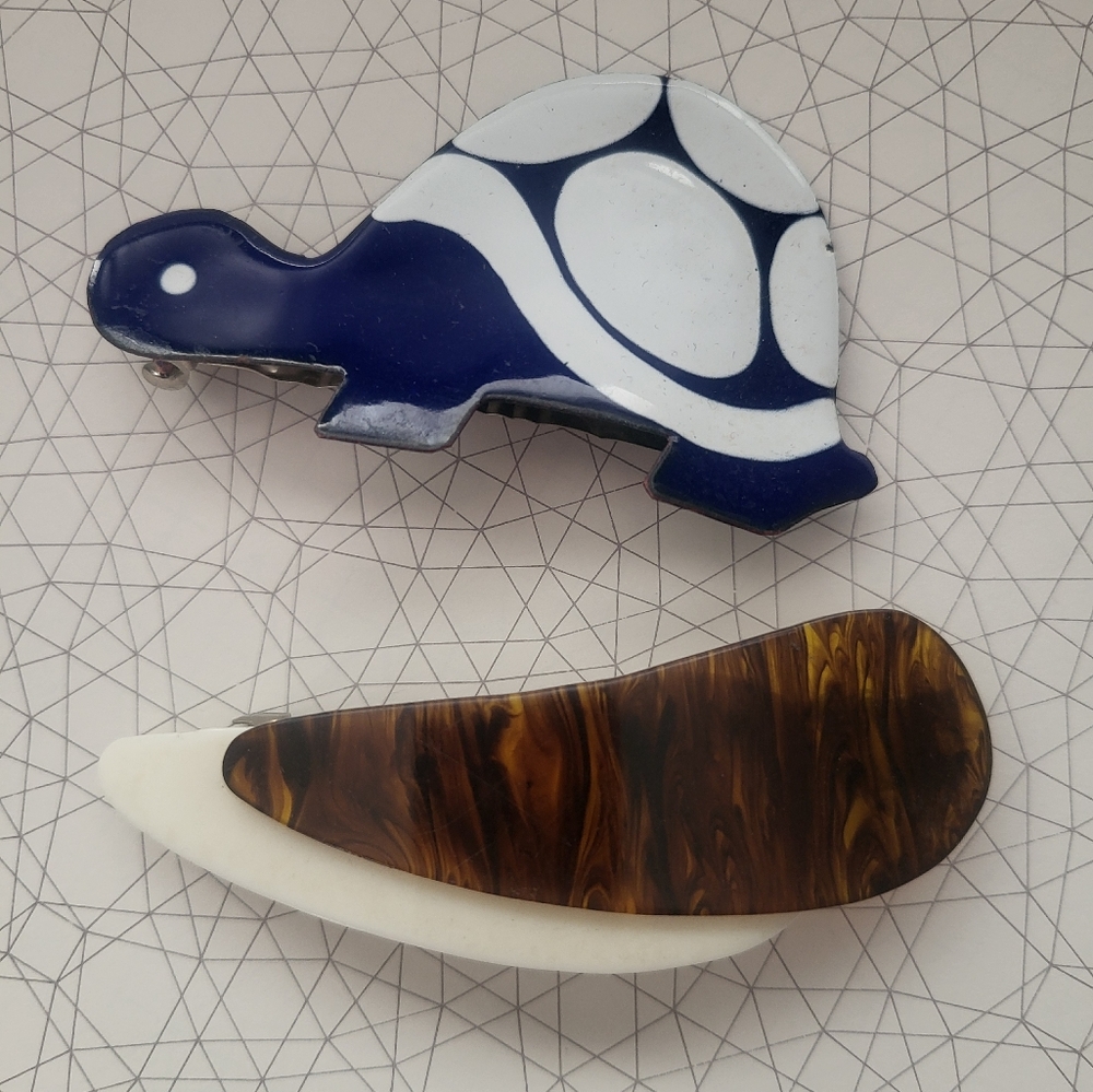 Vintage enamel and plastic barettes